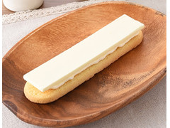 ファミリーマート ふわほろエアインチョコサンド チーズ 商品写真