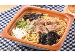 ファミリーマート 和パスタ 鶏塩焼きとわさび