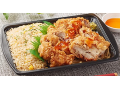 ファミリーマート 台湾風唐揚＆炒飯弁当 商品写真