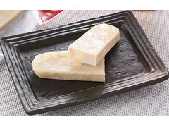 ファミリーマート サラダチキンバー 3種のチーズ 商品写真