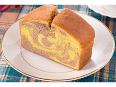 FAMIMA CAFE＆SWEETS 栗のパウンドケーキ