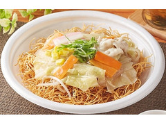 ファミリーマート リンガーハット監修 長崎皿うどん 商品写真