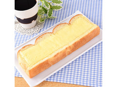 ファミリーマート ファミマ・ベーカリー ちぎれるシュガーマーガリンのパン 国産バター入りマーガリン使用 商品写真