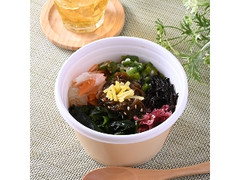 沖縄県産もずくとオクラの和風スープ