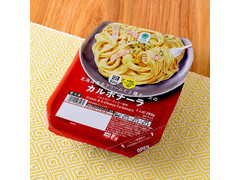 ファミリーマート ファミマル 北海道産生クリームと2種チーズのカルボナーラ 商品写真