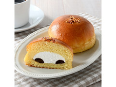 ファミリーマート ファミマ・ベーカリー 発酵バター入りホイップの生チョコブリオッシュ