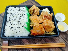 九州醤油仕立ての唐揚弁当