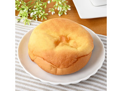 ファミリーマート ファミマ・ベーカリー シュークリームみたいなパン カスタード＆ホイップ 商品写真