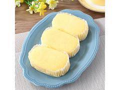 ファミリーマート ファミマ・ベーカリー チーズ蒸しケーキ 北海道産チーズ 3個入 商品写真