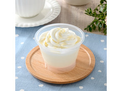 ファミリーマート 北海道牛乳のミルクプリン 商品写真