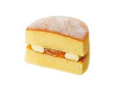 ファミリーマート 冷やして食べるふんわりホットケーキ風サンド