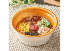 梅と蒸し鶏のあったかそうめん