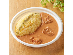 ファミリーマート トマトとクリームのコク バターチキンカレー 商品写真