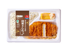 ファミリーマート ファミマルKITCHEN 肉の旨味とやわらか食感！ 特製とんかつ弁当 商品写真