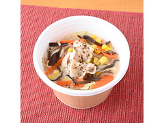 ファミリーマート 1／3日分野菜使用ちゃんぽん風スープ 商品写真
