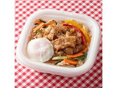 ファミリーマート コク旨！豚プルコギ丼 半熟たまご入り