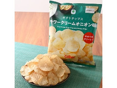 ファミリーマート ポテトチップス サワークリームオニオン味