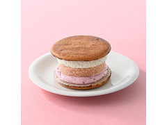ファミリーマート ファミマルSweets サブレサンド バニラ＆イチゴ 商品写真