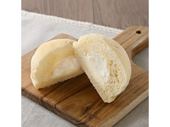 ファミリーマート ファミマルBakery 白生クリームパン ダブルミルク