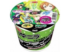 エースコック 劇場版ラブライブ！公開記念企画 ILOVEニラ うま辛豚骨ラーメン 商品写真