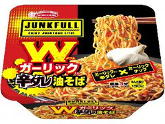 エースコック JUNKFULL Wガーリック辛ダレ油そば 商品写真