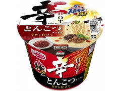 エースコック 夏のスーパーカップ1.5倍 辛HOT とんこつラーメン 辛ダレ仕立て 商品写真