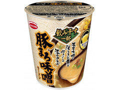 エースコック タテ型 飲み干す一杯 豚まろ味噌ラーメン 商品写真