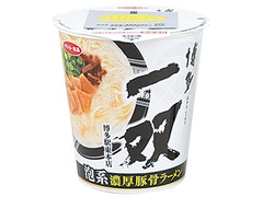 サンヨー食品 博多一双 泡系濃厚豚骨ラーメン