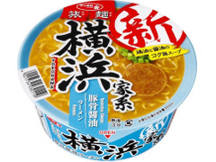 サンヨー食品 サッポロ一番 旅麺 横浜家系 豚骨醤油ラーメン 商品写真