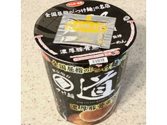 サンヨー食品 つけ麺道監修 濃厚豚骨魚介らーめん 商品写真