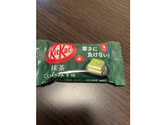 ネスレ キットカット 抹茶てぃらみす味 商品写真