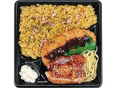 ローソン メンチカツ＆スパイシーチキン弁当 商品写真