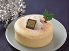 ローソン Uchi Cafe’ SWEETS クリスマスチーズスフレケーキ 商品写真