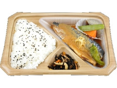 大きな煮魚弁当 サバ味噌煮