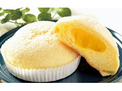 ローソン バター広がるメロンパン 商品写真