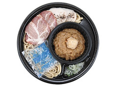 ローソン 麺屋一燈監修 レンジ濃厚チャーシューつけ麺 商品写真