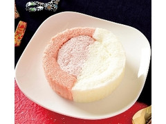 ローソン Uchi Cafe’ SWEETS プレミアム紅白ロールケーキ