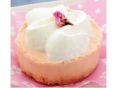 ローソン 桜香るチーズスフレケーキ 商品写真
