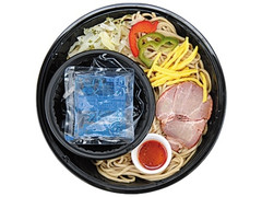 ローソン 麺屋あごすけ監修冷し塩豚骨つけ麺 商品写真