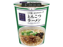 カップ とんこつラーメン