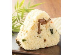 ローソン おにぎり屋 山菜おこわおにぎり 商品写真