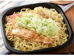 ローソン ネギたっぷり塩焼そば 商品写真