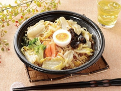 ローソン 1／2日分の野菜が摂れるあんかけ焼そば