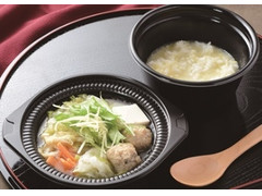 ローソン 鍋から〆まで楽シメる 鶏つくねの鶏だし生姜鍋 玉子雑炊 商品写真