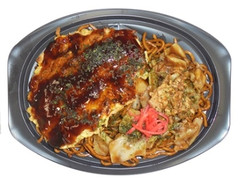 ローソン 千房監修 豚玉とソース焼そば 商品写真