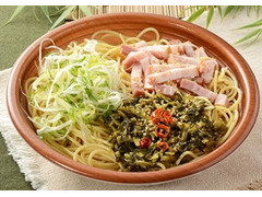 ローソン 九州産高菜とベーコンのピリ辛和風パスタ 商品写真