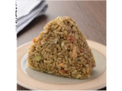 おにぎり屋 悪魔のおにぎり ブラックラーメンの汁味