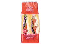 ローソン トマトと蒸し鶏の彩りサンド 商品写真