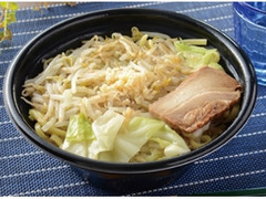 にんにくが決め手 豚醤油ラーメン