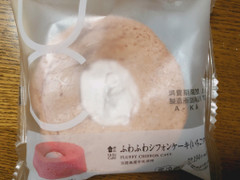 ローソン Uchi Cafe’ ふわふわシフォンケーキ いちごクリーム 商品写真